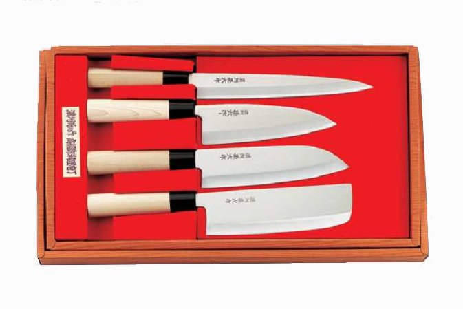 foto Japonsk� kuchy�sk� no�e v d�rkov�m balen�